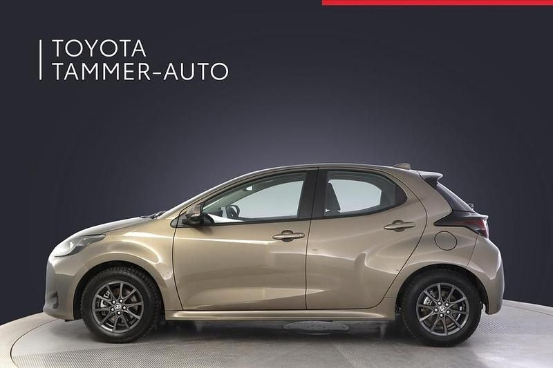 Käytetty Toyota Yaris Hybrid 116 HP (85 kW) 2024 Viistoperä