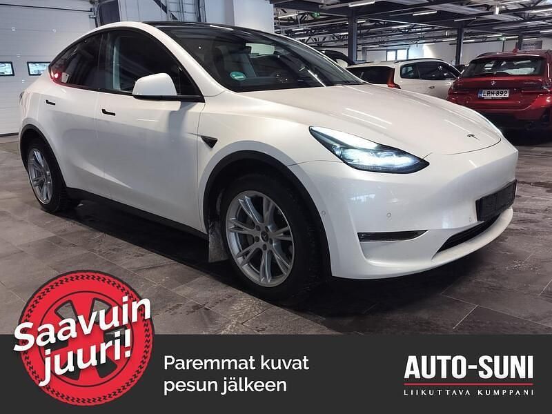 Käytetty Tesla Model Y 258 kW (351 HP) 2022 Katumaasturi
