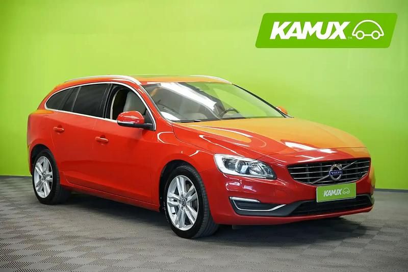Punainen Käytetty 2015 Volvo V60 Summum Farmari | 16 490 € (Hyvä tarjous) - Kuva 1/4