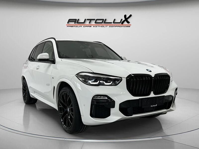 Käytetty 2020 BMW X5 M Sport Katumaasturi | 52 990 € (Perustarjous) - Kuva 1/4