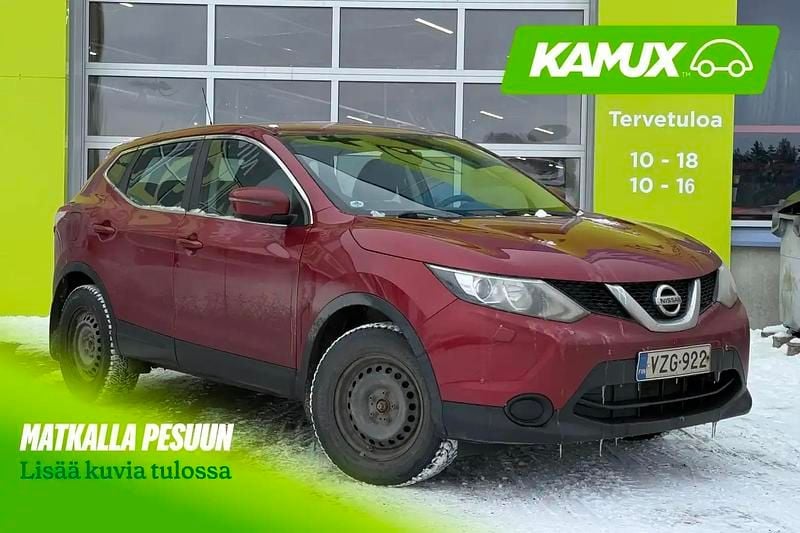 Käytetty Nissan Qashqai Visia 116 HP (85 kW) 2017 Punainen Katumaasturi