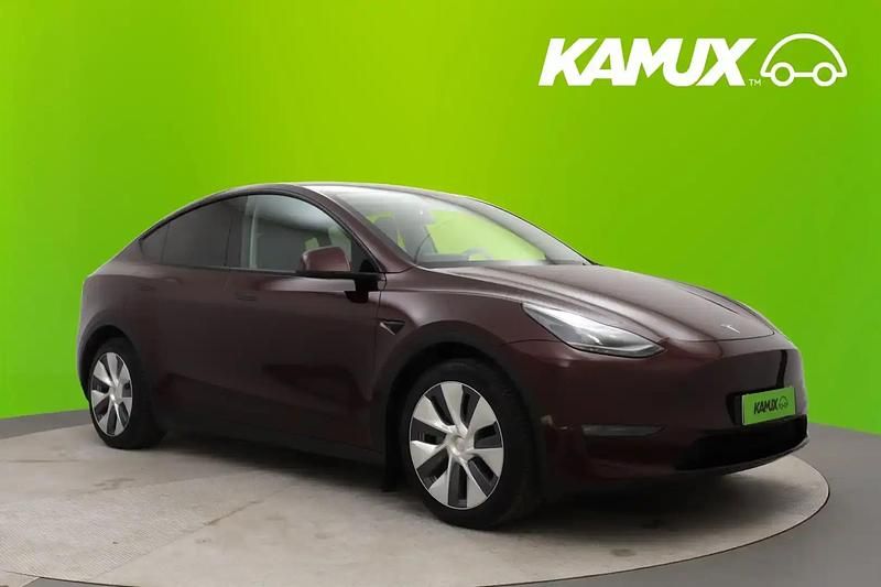 Käytetty 2023 Tesla Model Y Katumaasturi | 37 490 € (Perustarjous) - Kuva 1/4