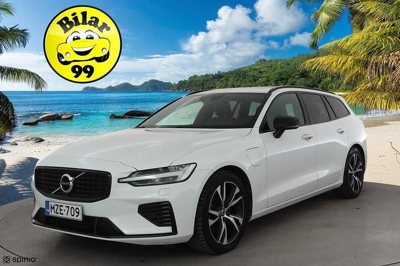 Käytetty Volvo V60 R-Design 392 HP (288 kW) 2021 Farmari