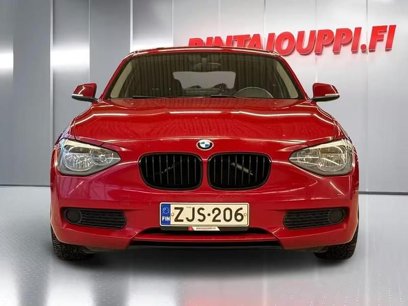 Käytetty BMW 116 M Sport 136 HP (100 kW) 2012 Punainen Viistoperä