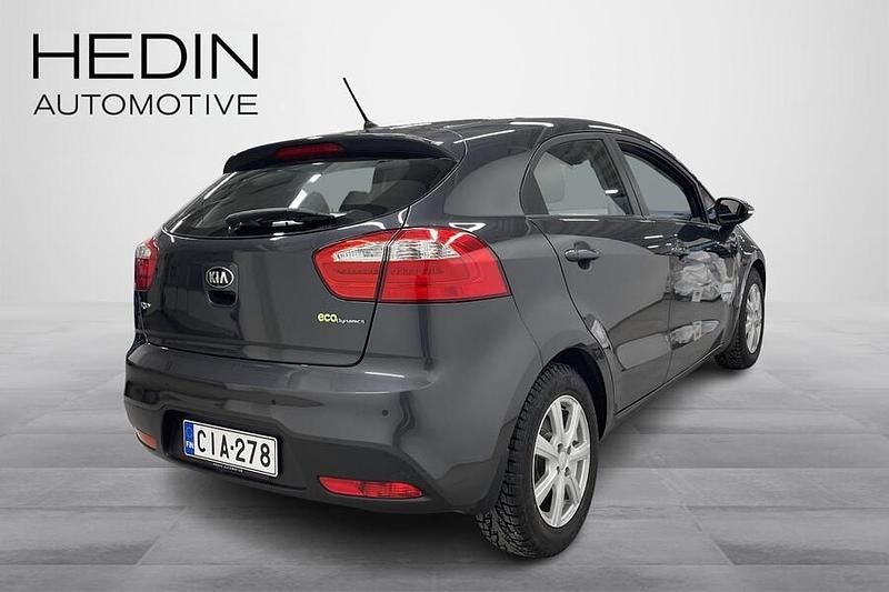 Käytetty Kia Rio EX 109 HP (80 kW) 2014 Viistoperä