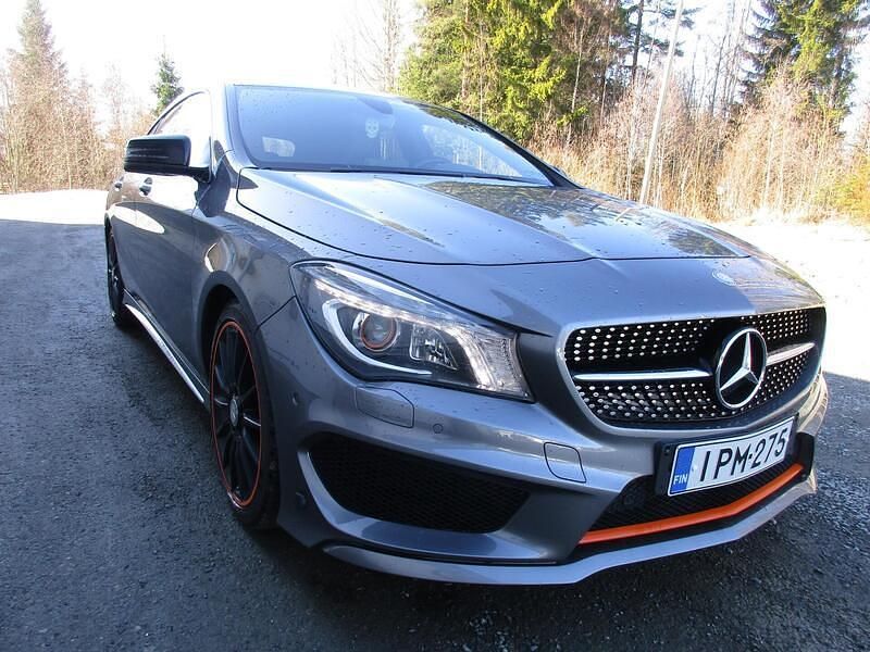 Käytetty Mercedes CLA220 AMG 177 HP (130 kW) 2015 Sedan
