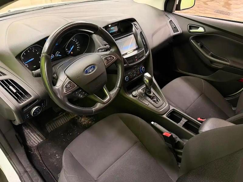 Käytetty Ford Focus Trend 125 HP (91 kW) 2017 Valkoinen Farmari