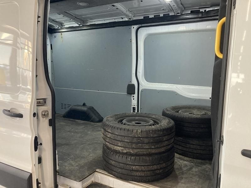 Käytetty Ford Transit Trend 170 HP (125 kW) 2020 Van