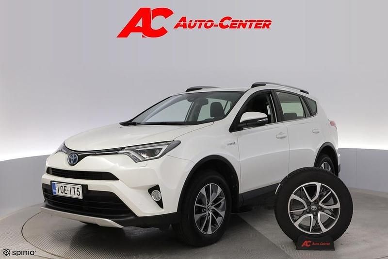 Käytetty 2018 Toyota RAV4 Hybrid Edition Katumaasturi | 23 790 € (Perustarjous) - Kuva 1/4