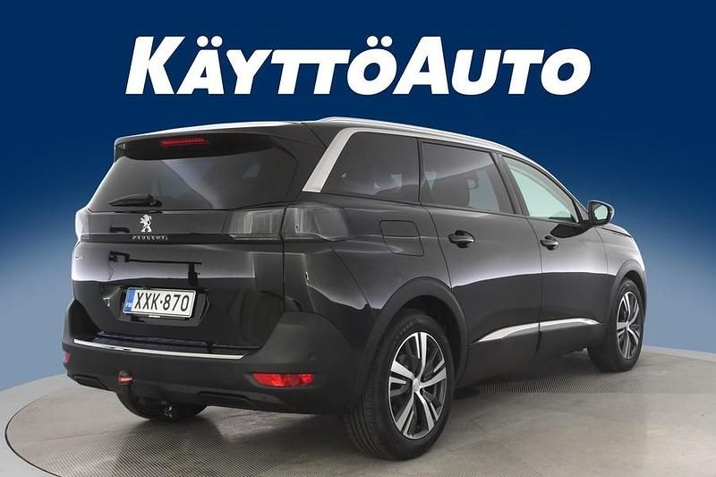 Käytetty Peugeot 5008 Allure 131 HP (96 kW) 2021 Musta Tila-auto