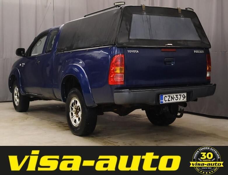 Käytetty Toyota HiLux 120 HP (88 kW) 2007 Sininen Nouto