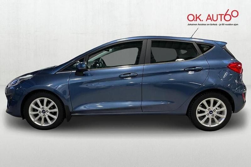 Käytetty Ford Fiesta Titanium 101 HP (74 kW) 2019 Sininen Viistoperä