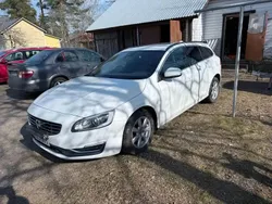 Valkoinen Käytetty 2014 Volvo V60 Farmari | 11 790 € (Perustarjous)