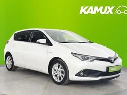 Valkoinen Käytetty 2018 Toyota Auris Hybrid Active Viistoperä | 17 400 € (Perustarjous)