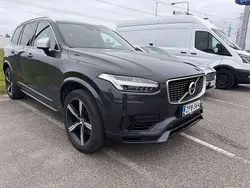 Harmaa Käytetty 2018 Volvo XC90 R-Design Katumaasturi | 39 890 € (Perustarjous)