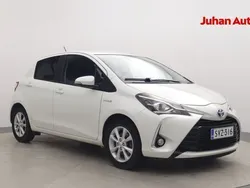 Valkoinen Käytetty 2019 Toyota Yaris Active Viistoperä | 15 500 € (Perustarjous)