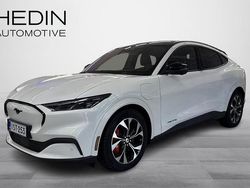 Valkoinen Käytetty 2025 Ford Mustang Mach-E Premium Katumaasturi | 63 900 €