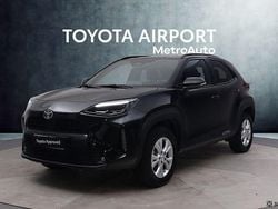 Musta Käytetty 2024 Toyota Yaris Cross Katumaasturi | 29 890 € (Hyvä tarjous)