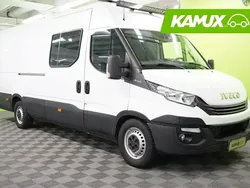 Valkoinen Käytetty 2017 Iveco Daily | 26 780 €