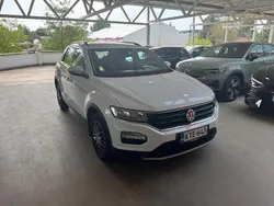 Käytetty 2018 VW T-Roc Katumaasturi | 13 590 € (Perustarjous)