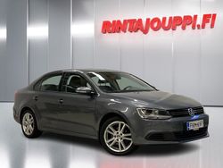 Käytetty 2011 VW Jetta Comfortline Sedan | 8 380 € (Perustarjous)