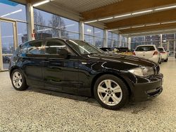 Musta Käytetty 2011 BMW 116 Viistoperä | 8 400 € (Perustarjous)