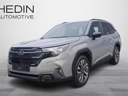 Harmaa Uusi 2025 Subaru Forester Katumaasturi | 49 600 €