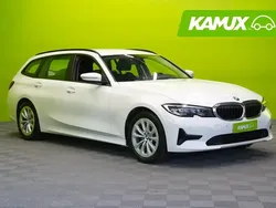 Valkoinen Käytetty 2021 BMW 320 Farmari | 29 790 € (Perustarjous)
