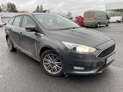 Harmaa Käytetty 2018 Ford Focus Farmari | 8 900 € (Hyvä tarjous)