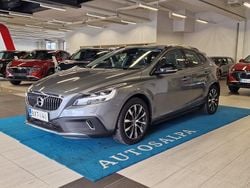 Käytetty 2019 Volvo V40 Standard Viistoperä | 23 800 € (Perustarjous)