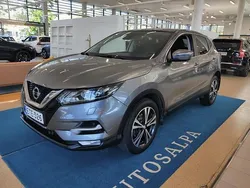 Harmaa Käytetty 2020 Nissan Qashqai N-Connecta Katumaasturi | 17 900 € (Perustarjous)