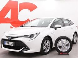 Valkoinen Käytetty 2020 Toyota Corolla Active Farmari | 21 990 € (Perustarjous)