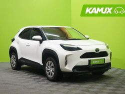 Valkoinen Käytetty 2023 Toyota Yaris Cross Business Edition Katumaasturi | 20 990 € (Supertarjous)