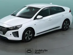 Valkoinen Käytetty 2018 Hyundai Ioniq Comfort Sedan | 12 900 € (Perustarjous)