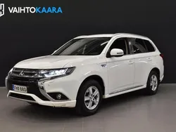 Käytetty 2018 Mitsubishi Outlander P-HEV Intense+ Katumaasturi | 15 900 € (Perustarjous)