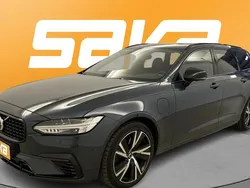 Käytetty 2023 Volvo V90 Performance Farmari | 43 900 € (Perustarjous)