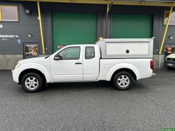 Valkoinen Käytetty 2014 Nissan Navara Nouto | 16 990 € (Perustarjous)