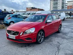 Punainen Käytetty 2012 Volvo V60 R-Design Farmari | 8 000 € (Supertarjous)