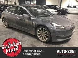 Käytetty 2019 Tesla Model 3 Sedan | 20 990 € (Perustarjous)