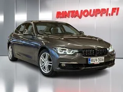 BMW 330e