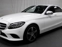 Valkoinen Käytetty 2020 Mercedes A180 Avantgarde Sedan | 27 900 € (Perustarjous)