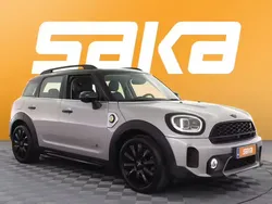 Harmaa Käytetty 2022 Mini Cooper Countryman Comfort Katumaasturi | 29 900 € (Hieman kallis)