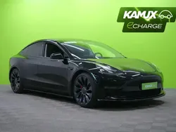 Met. valkoinen Käytetty 2021 Tesla Model 3 Standard Range Plus Sedan | 32 490 € (Hieman kallis)
