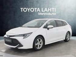 Valkoinen Käytetty 2022 Toyota Corolla Edition Farmari | 24 890 € (Perustarjous)