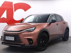 Ruskea Käytetty 2025 Lexus LBX Limited Edition Katumaasturi | 45 990 € (Kallis)