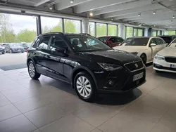 Musta Käytetty 2018 Seat Arona Style Katumaasturi | 12 900 € (Perustarjous)