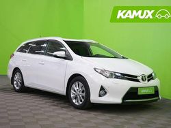 Valkoinen Käytetty 2014 Toyota Auris Touring Sports Active Farmari | 8 250 € (Perustarjous)