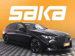 Käytetty 2024 BMW i5 M Sport Sedan | 79 700 € (Hieman kallis)