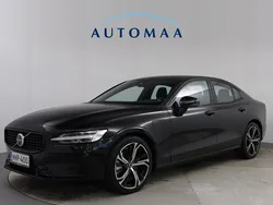 Musta Uusi 2024 Volvo S60 Performance Sedan | 54 780 € (Kallis)