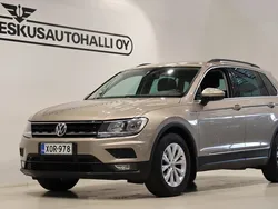 Ruskea Käytetty 2018 VW Tiguan Comfortline Katumaasturi | 20 800 € (Perustarjous)